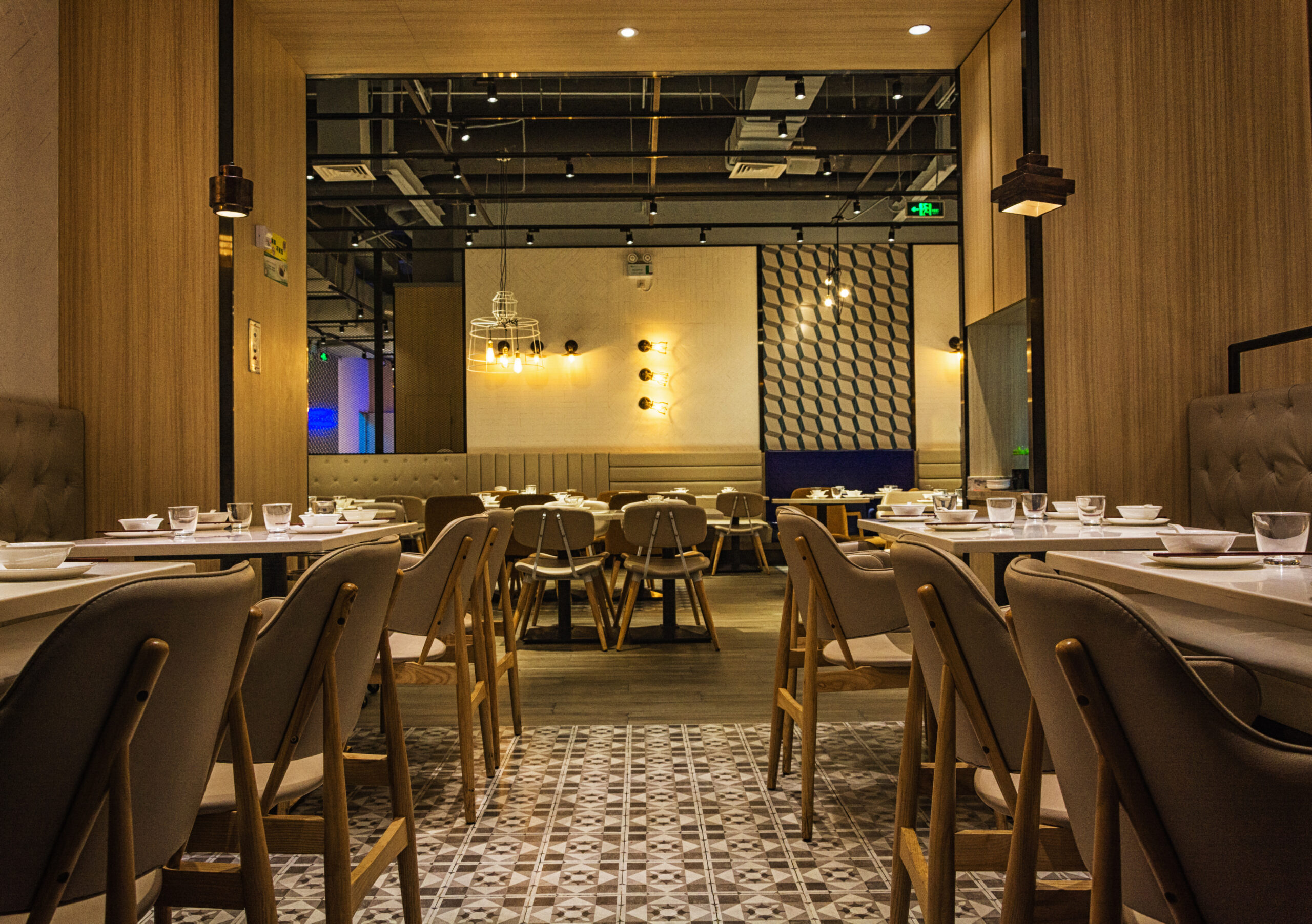 Top Interior Fitout Trends for Restaurants and Cafes in 2025